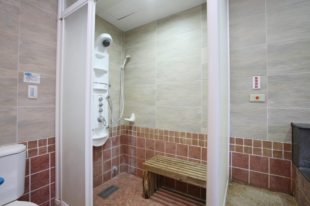 Cyuan Tang Hot Spring Hotel Jiaoxi Exterior foto